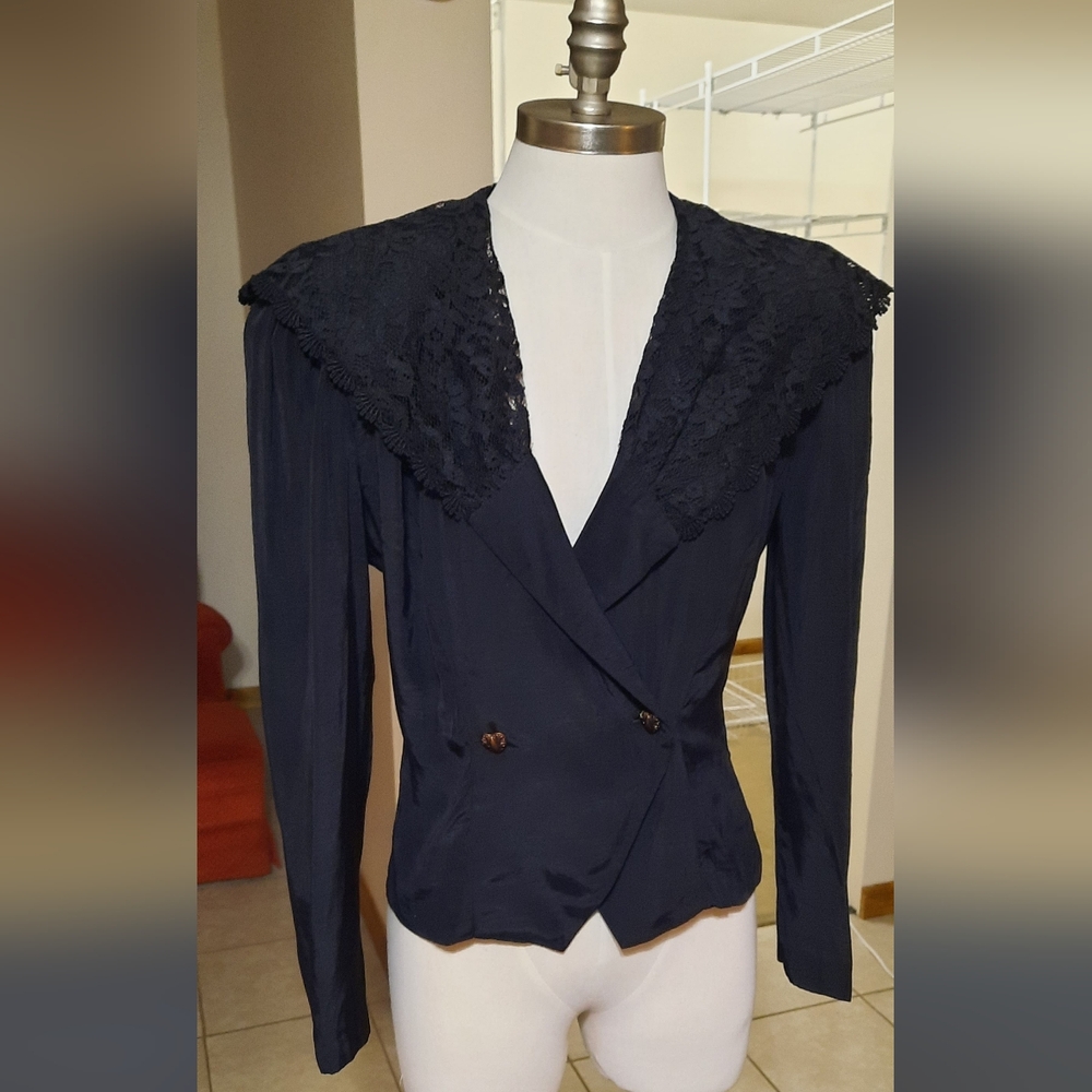 Vintage Jacket by Scarlett in Black Taffeta and Lace, Size 9/10